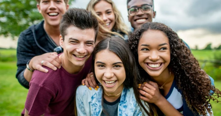 17 Best Everyday Teen Fashion Brands To Try This Year